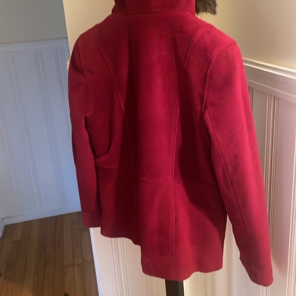 Women’s Small Winter Jacket - Picture 4 of 5